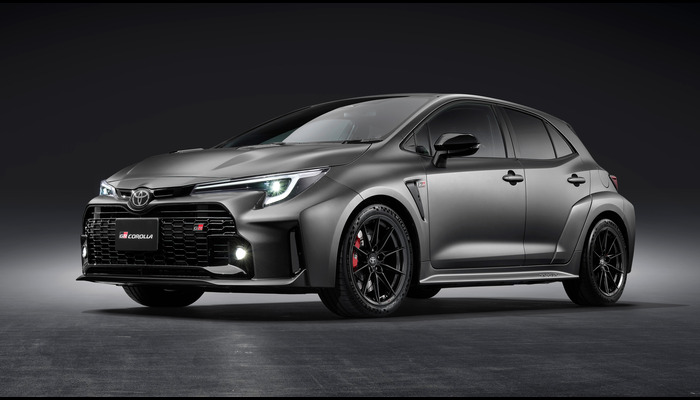 1681626-3060x1722-desktop-hd-toyota-corolla-background-image (3)